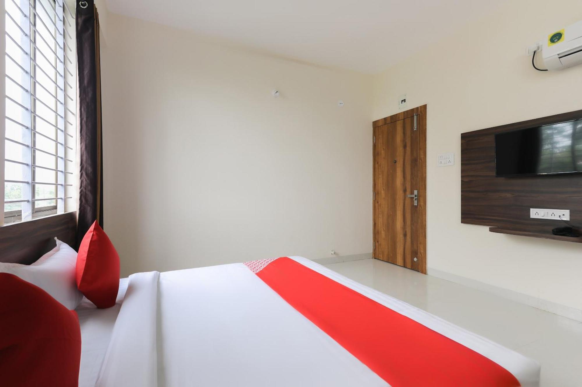 OYO 46617 La Flora Indore Exterior foto